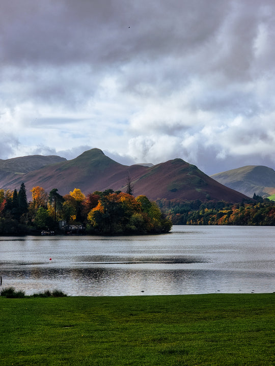 5 Top tips to keep you safe in the outdoors over Autumn