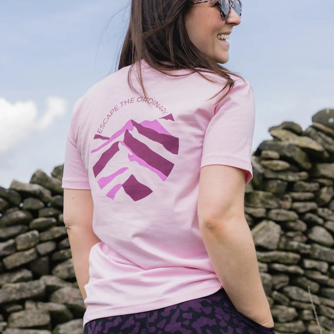 ESCAPE THE ORDINARY Pink Mountains T-Shirt My Urban Trail