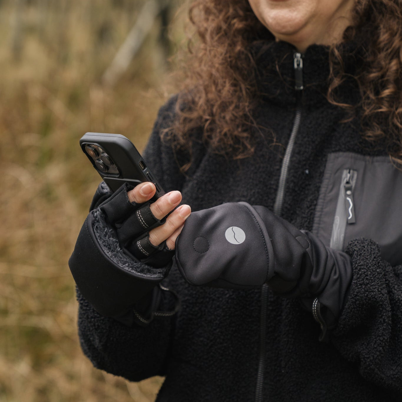 two-way showing of mittens use